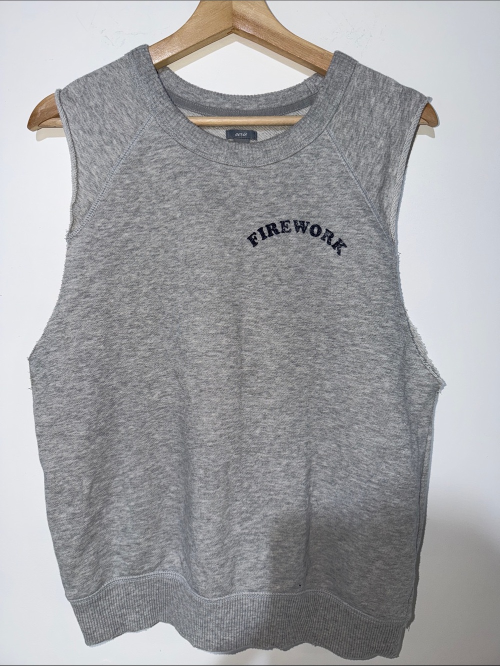 aerie Gray Sleeveless Crewneck Muscle Tee with 'Firework' graphic medium
